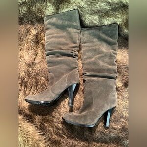 Sofft Belfast slouch boots in gray suede